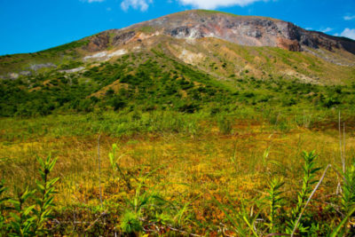 安達太良山(1,718ｍ)と浄土平